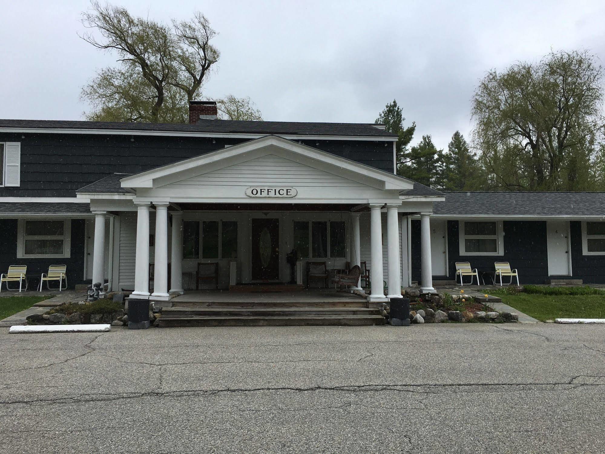 Weathervane Motel Manchester Exterior photo